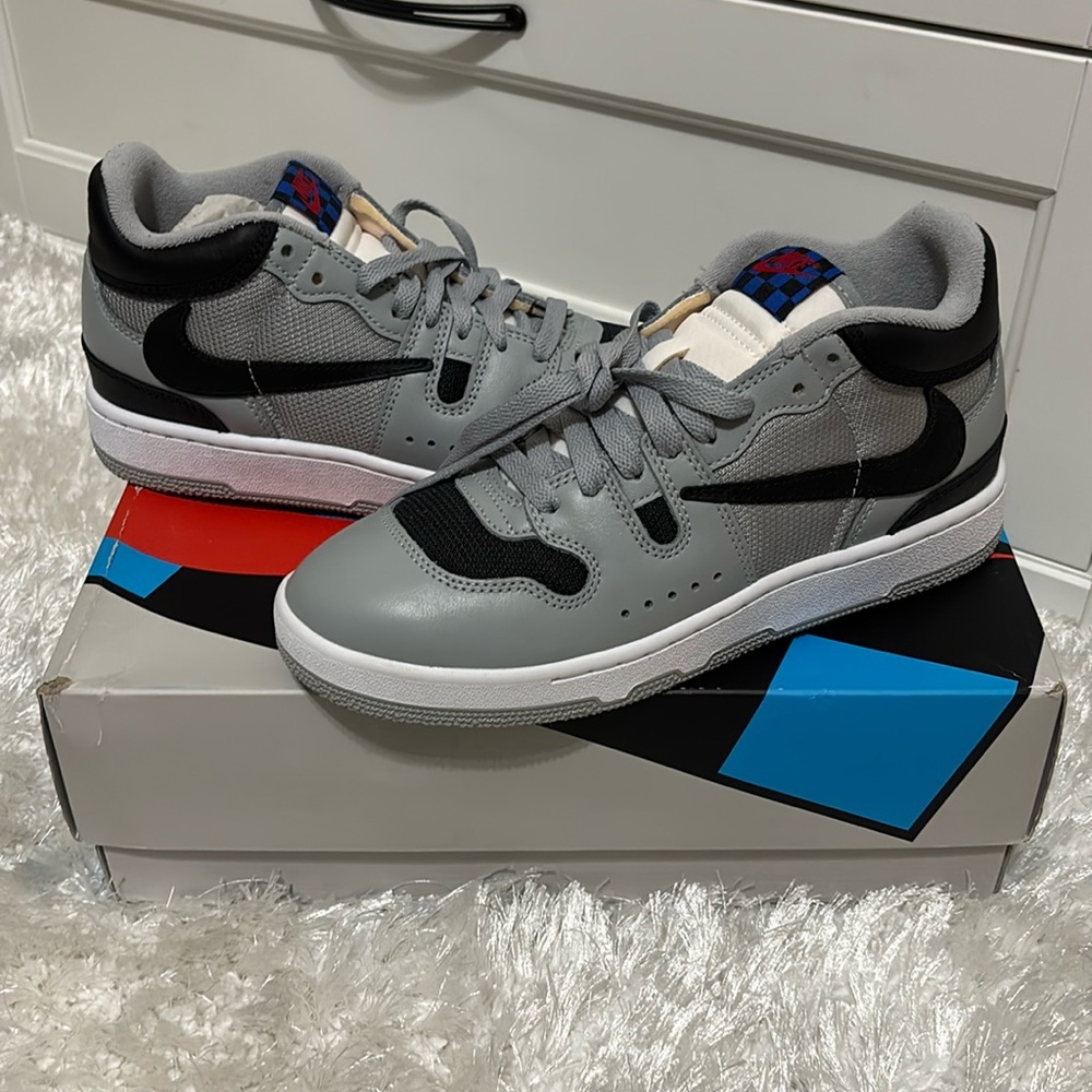 Travis Scott Cactus Jack x Nike Attack Smoke Grey